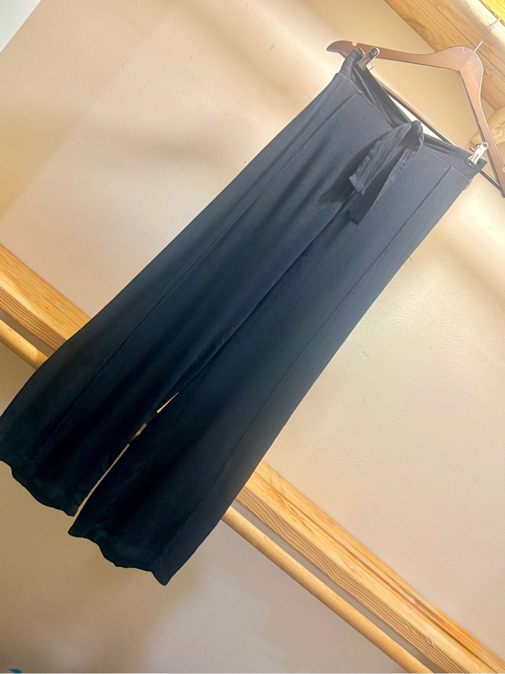 Kona Sol Black Wide-Leg Swim Coverup Pants